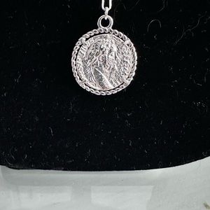 Sterling silver long necklace. 925